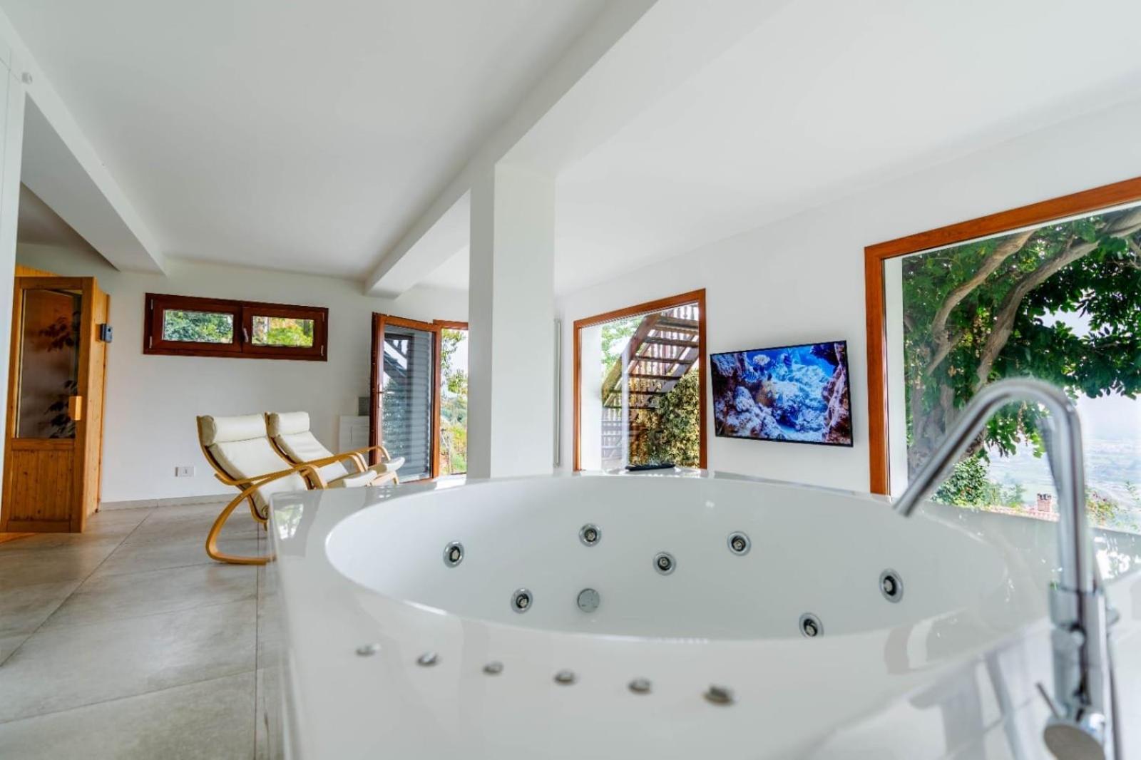 Chalet Sophie - Luxury Chalet Roletto Exteriér fotografie